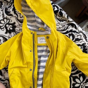Child yellow rain jacket 12-18month